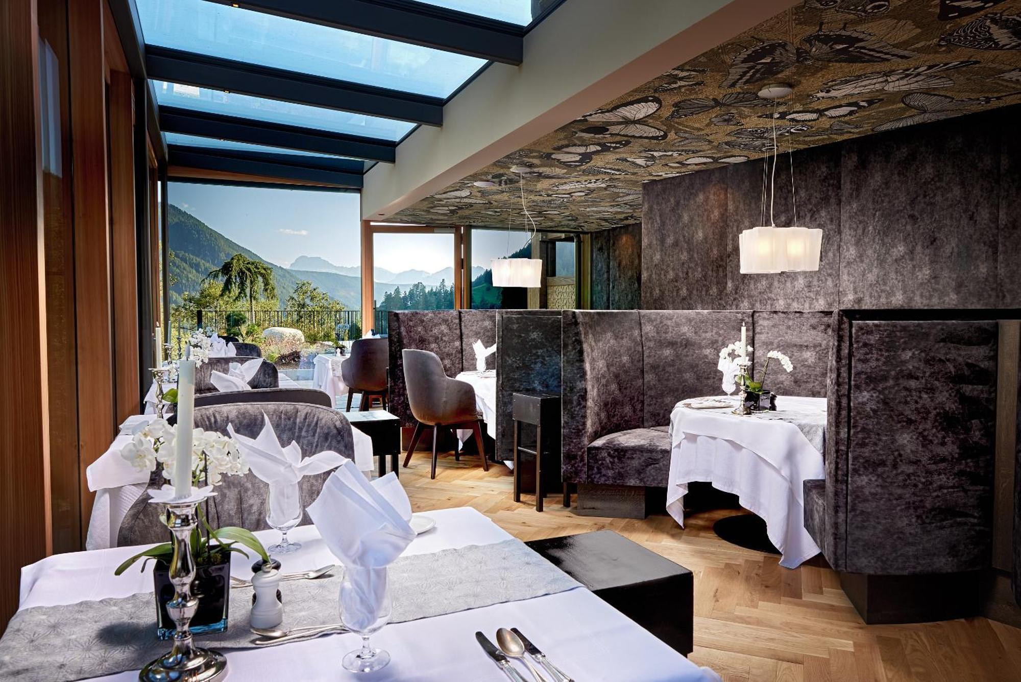Hotel Quelle Nature SPA Resort Santa Maddalena in Casies Exterior foto